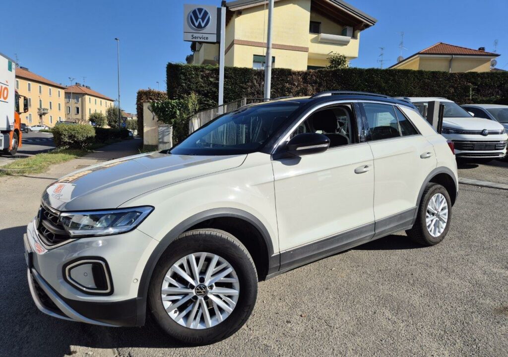 T-Roc 2023 1.500cc 150cv Automatica TSI - ACT- Life DSG teck p. Ufficiale VW - Unico proprietario PRIVATO - garanzia Fabbrica vw ufficiale attiva estesa Plus