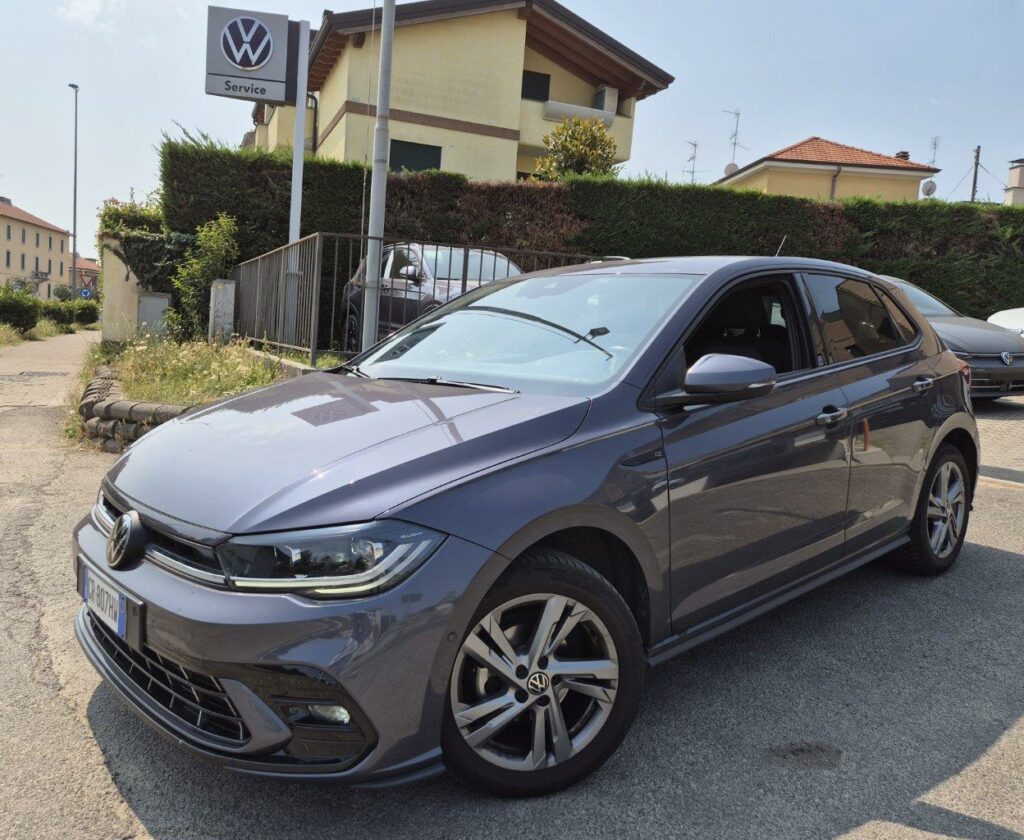 Polo VI 11 2023 1.0 tsi R-Line 95cv Turbo Matrix + tech pack - Ufficiale Italiana Garanzia Fabbrica TOT 4 anni vw